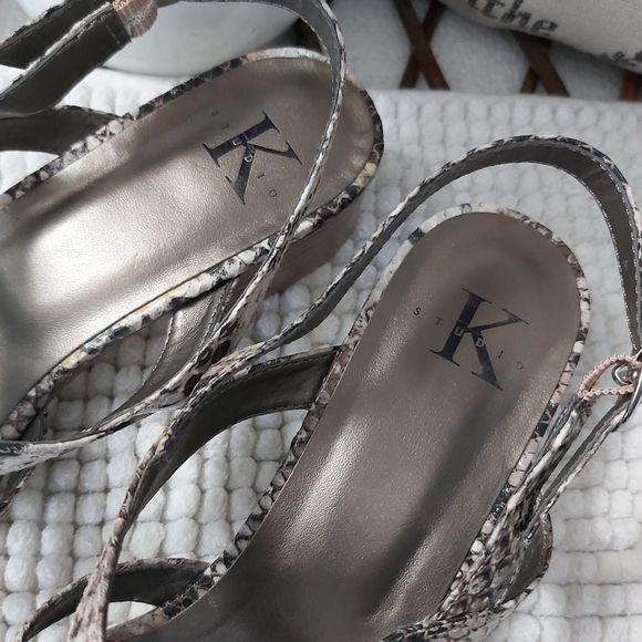 K Studio sandals size 9 snake print leather strappy - Picture 4 of 11